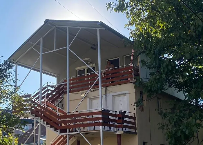 Happy 6 Κραγκούγιεβατς